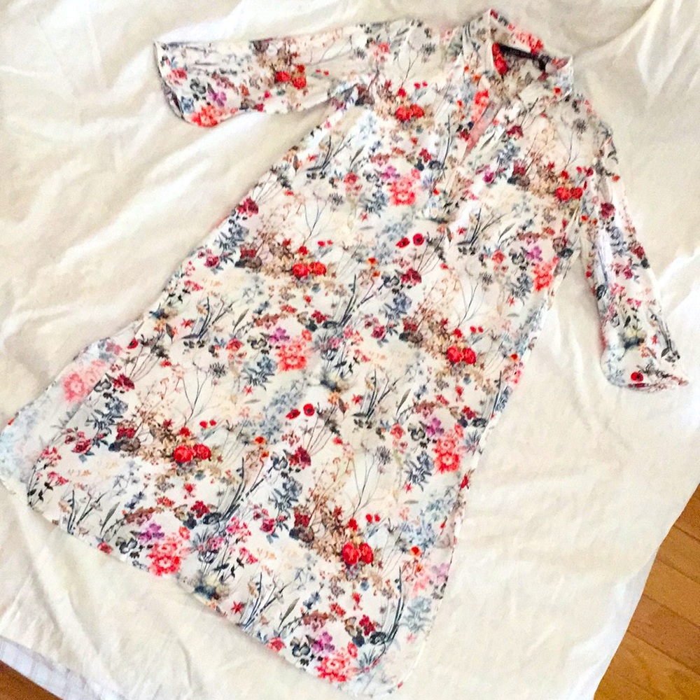 Floral Shift Dress - Picture 3 of 12